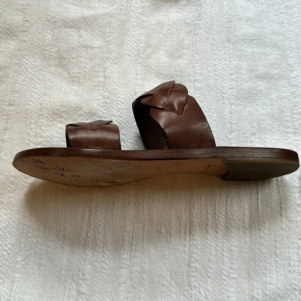 beek DARTER Chocolate Sandals, Size 7, EUC - Picture 11 of 13